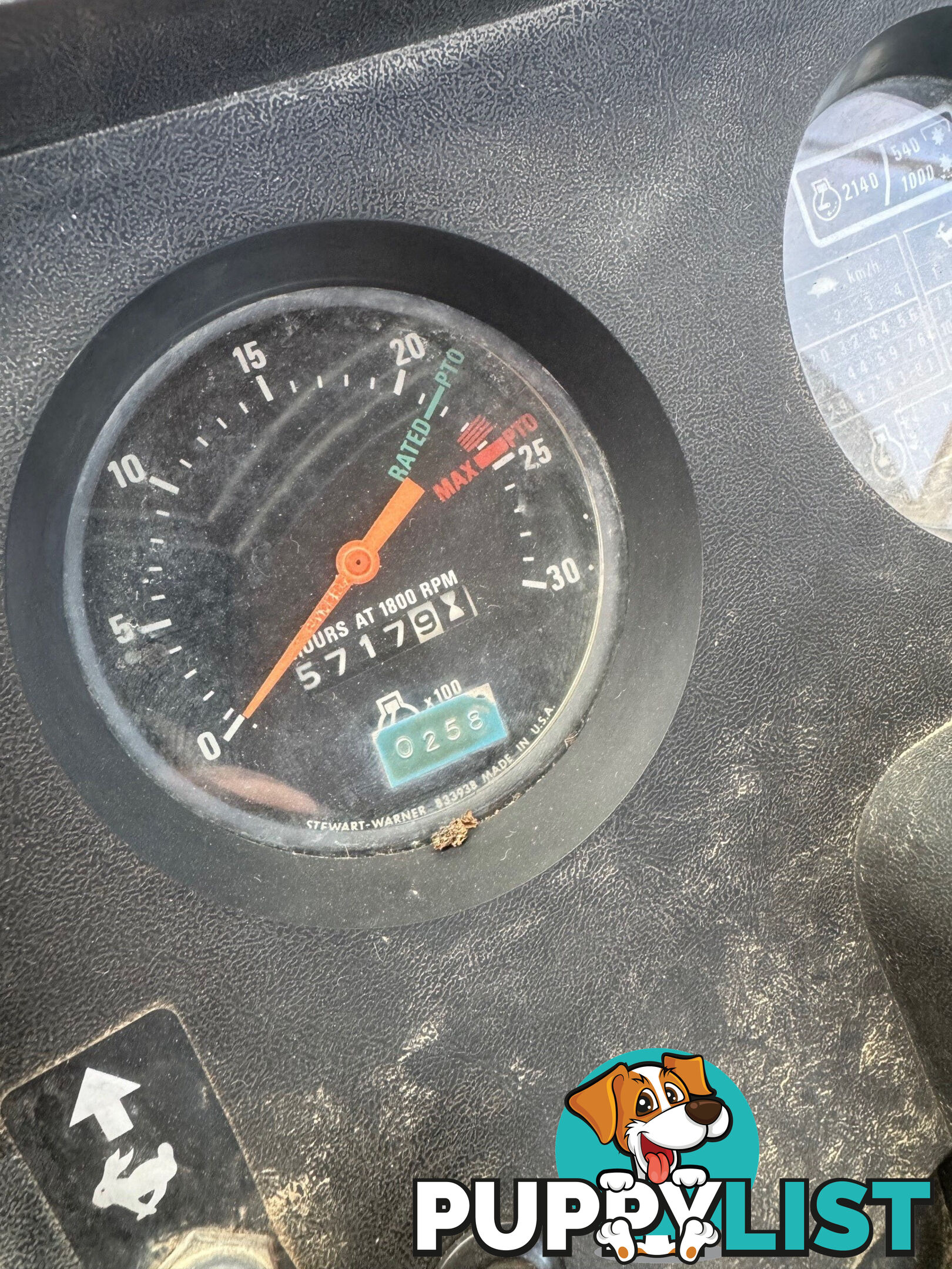 CASE IH 685XL 2WD Tractor