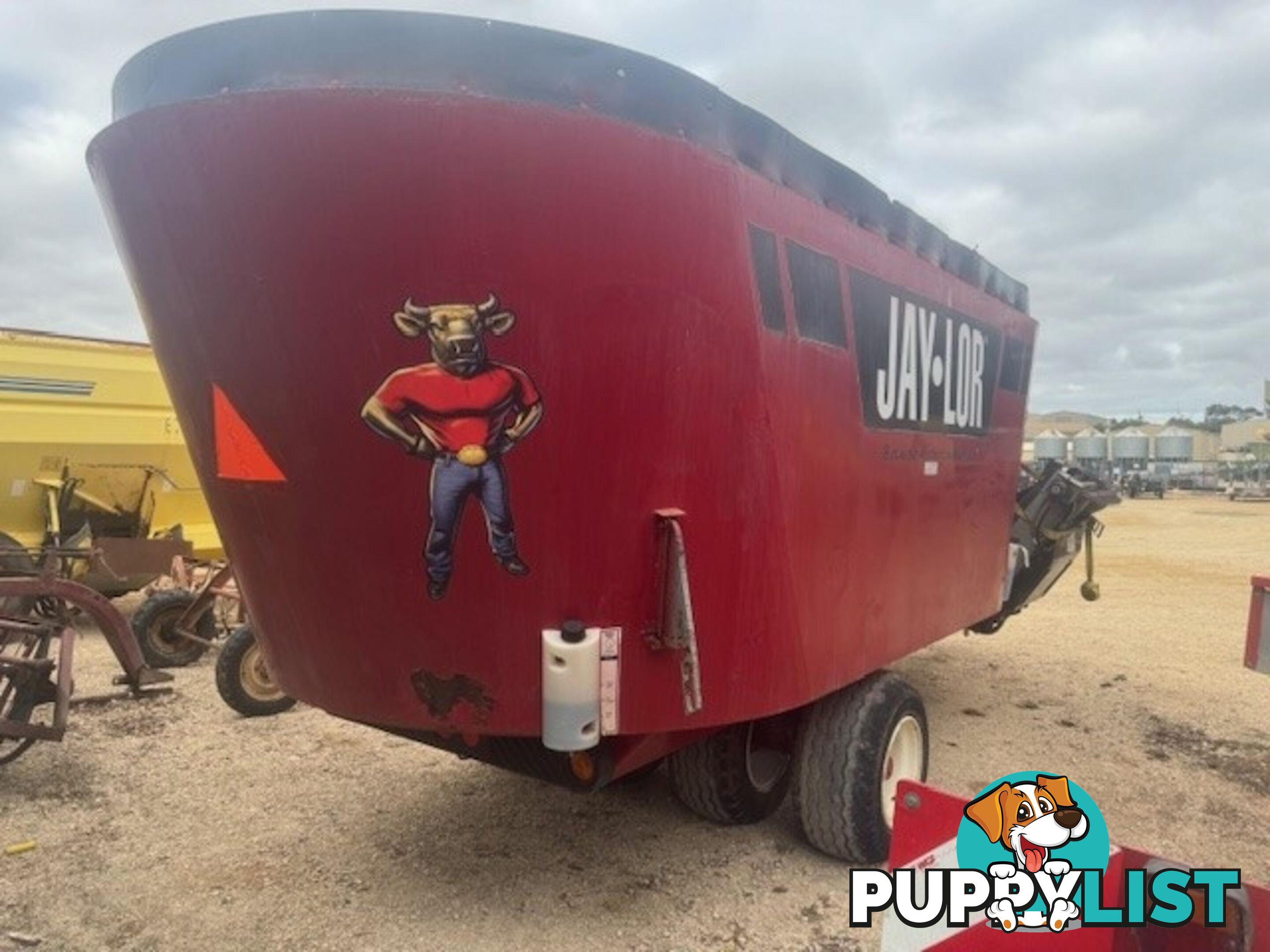 Jaylor 5650 Feed Mixer Hay/Forage Equip