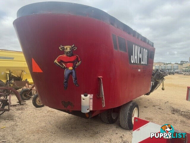 Jaylor 5650 Feed Mixer Hay/Forage Equip