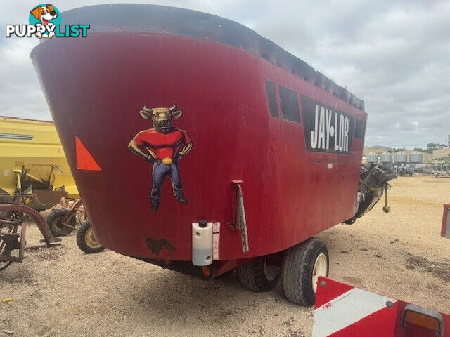 Jaylor 5650 Feed Mixer Hay/Forage Equip