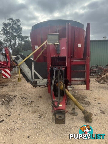Jaylor 5650 Feed Mixer Hay/Forage Equip