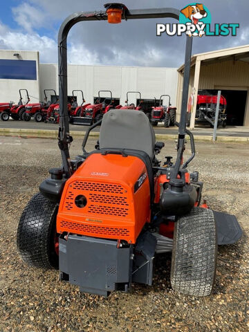 Kubota ZD1221 Zero Turn Lawn Equipment