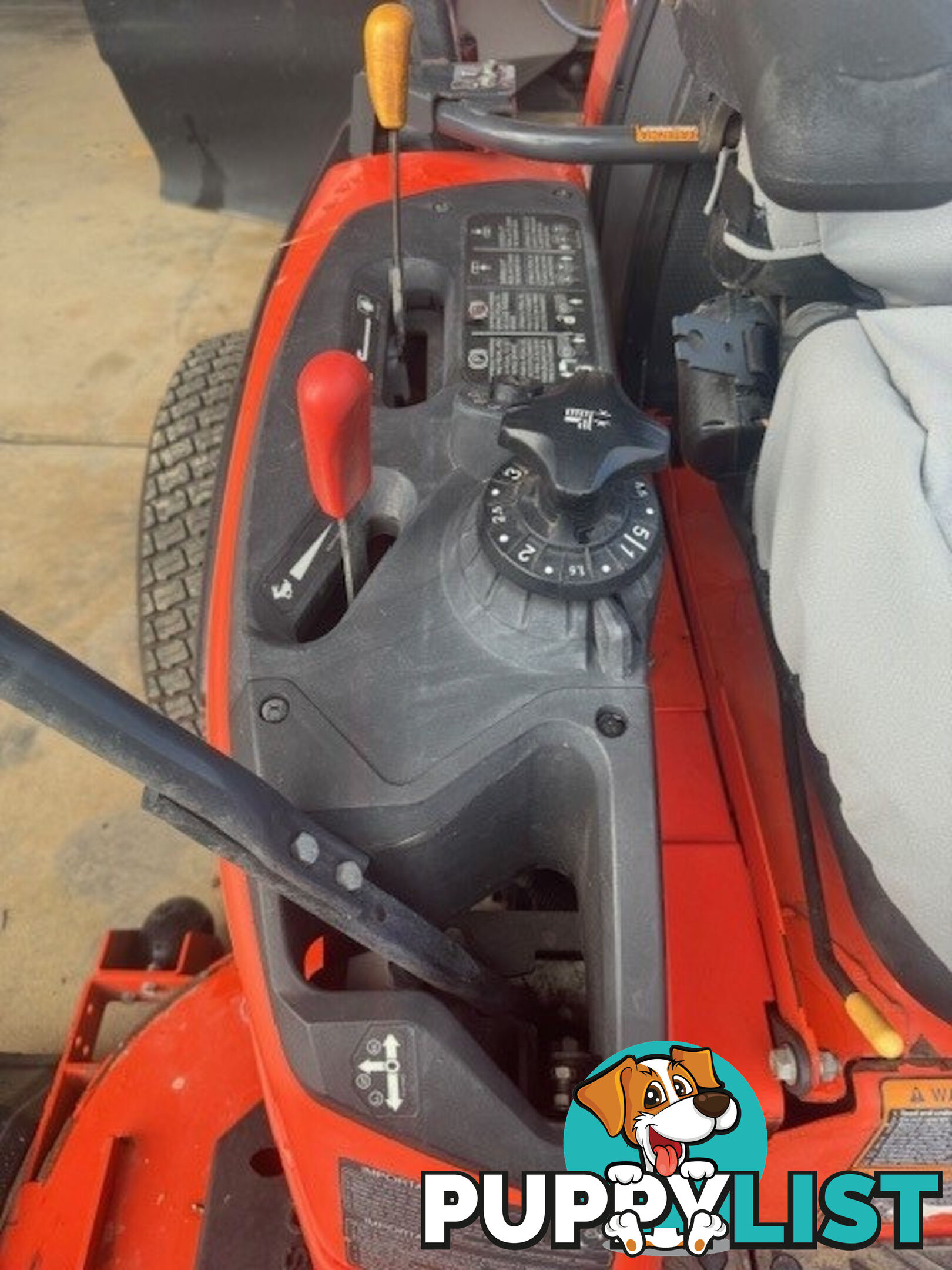 Kubota ZD1221 Zero Turn Lawn Equipment