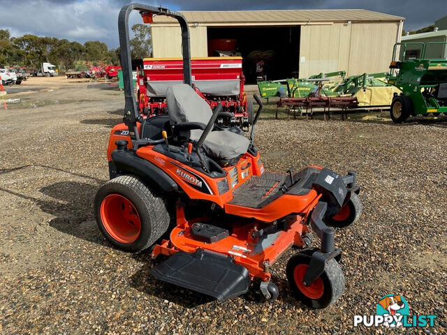 Kubota ZD1221 Zero Turn Lawn Equipment
