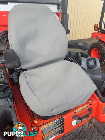 Kubota ZD1221 Zero Turn Lawn Equipment