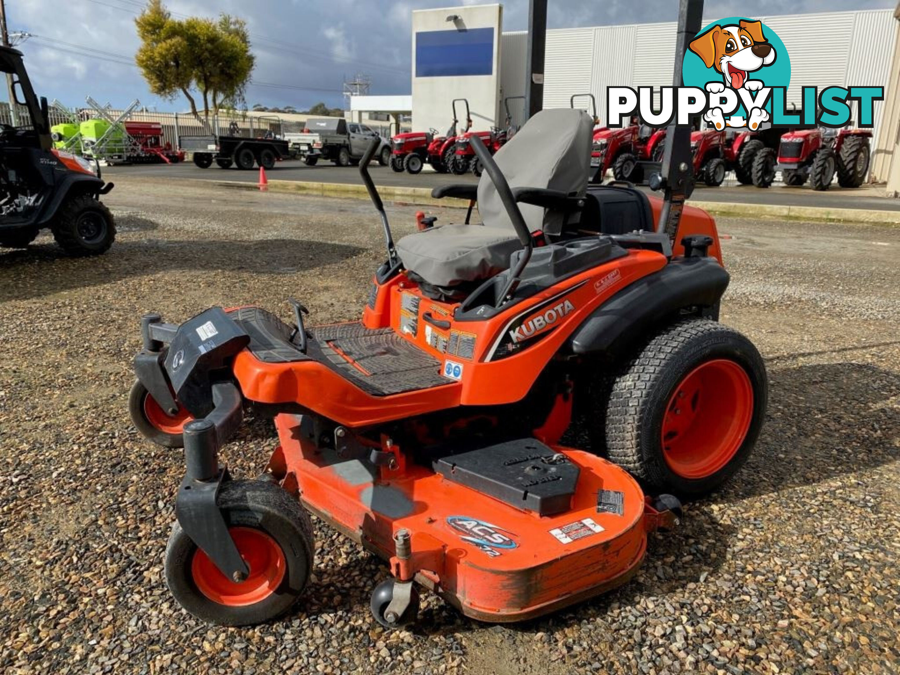 Kubota ZD1221 Zero Turn Lawn Equipment
