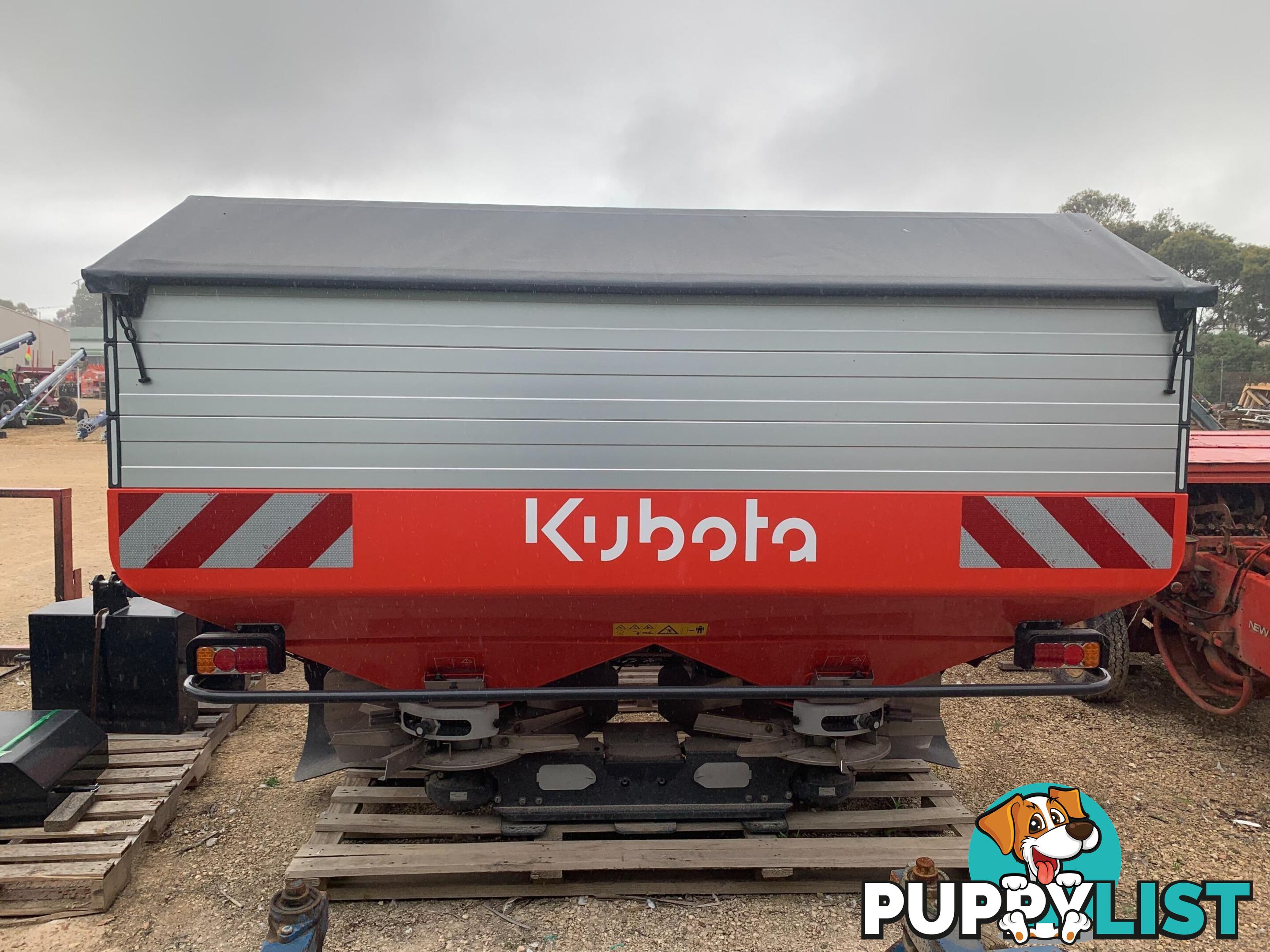 Kubota DSX-1875H Hydraulic Shutter Spreader Fertilizer/Manure Spreader Fertilizer/Slurry Equip