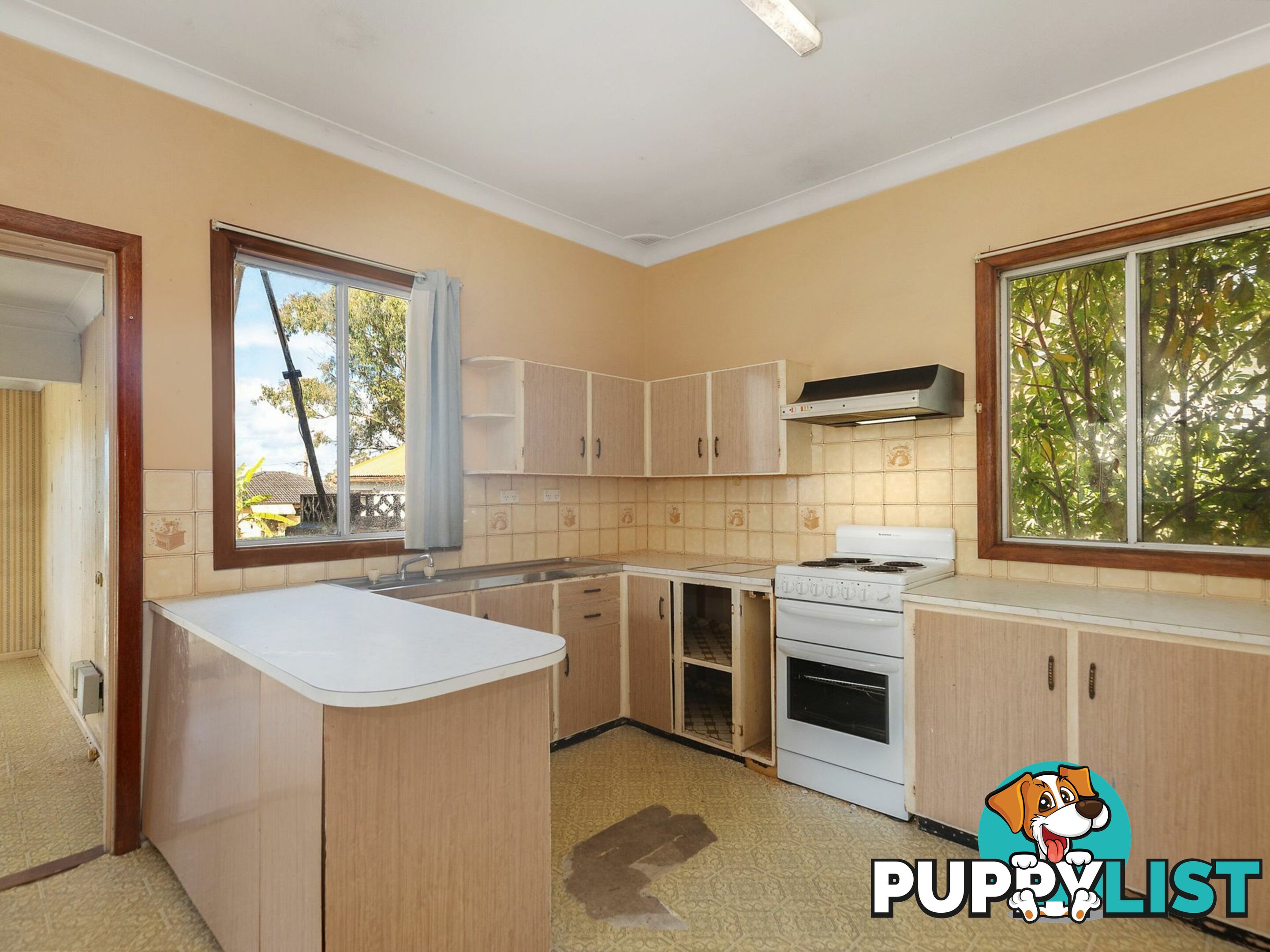 12 South Street KILLARNEY VALE NSW 2261