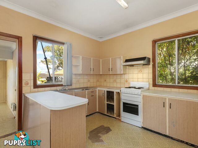 12 South Street KILLARNEY VALE NSW 2261