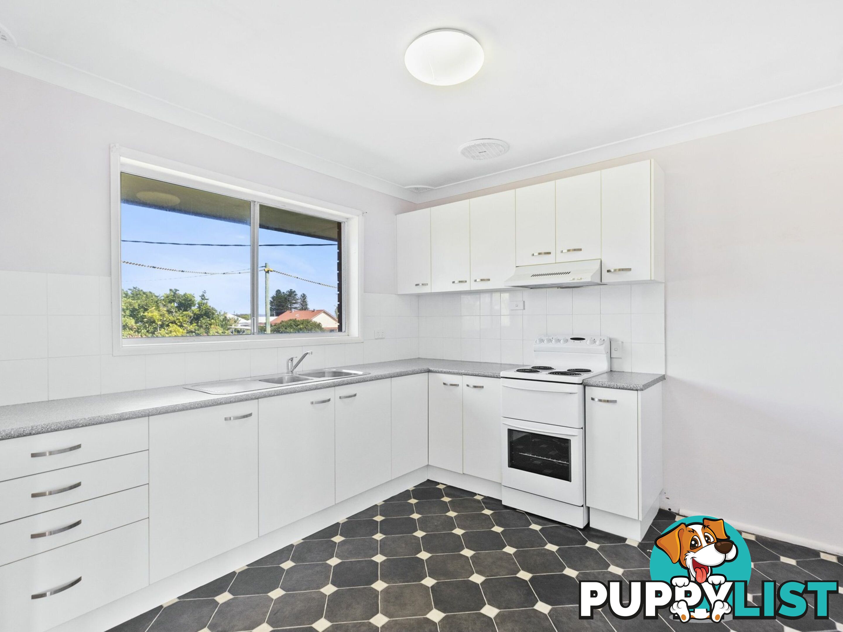 7 The Crescent BLUE BAY NSW 2261