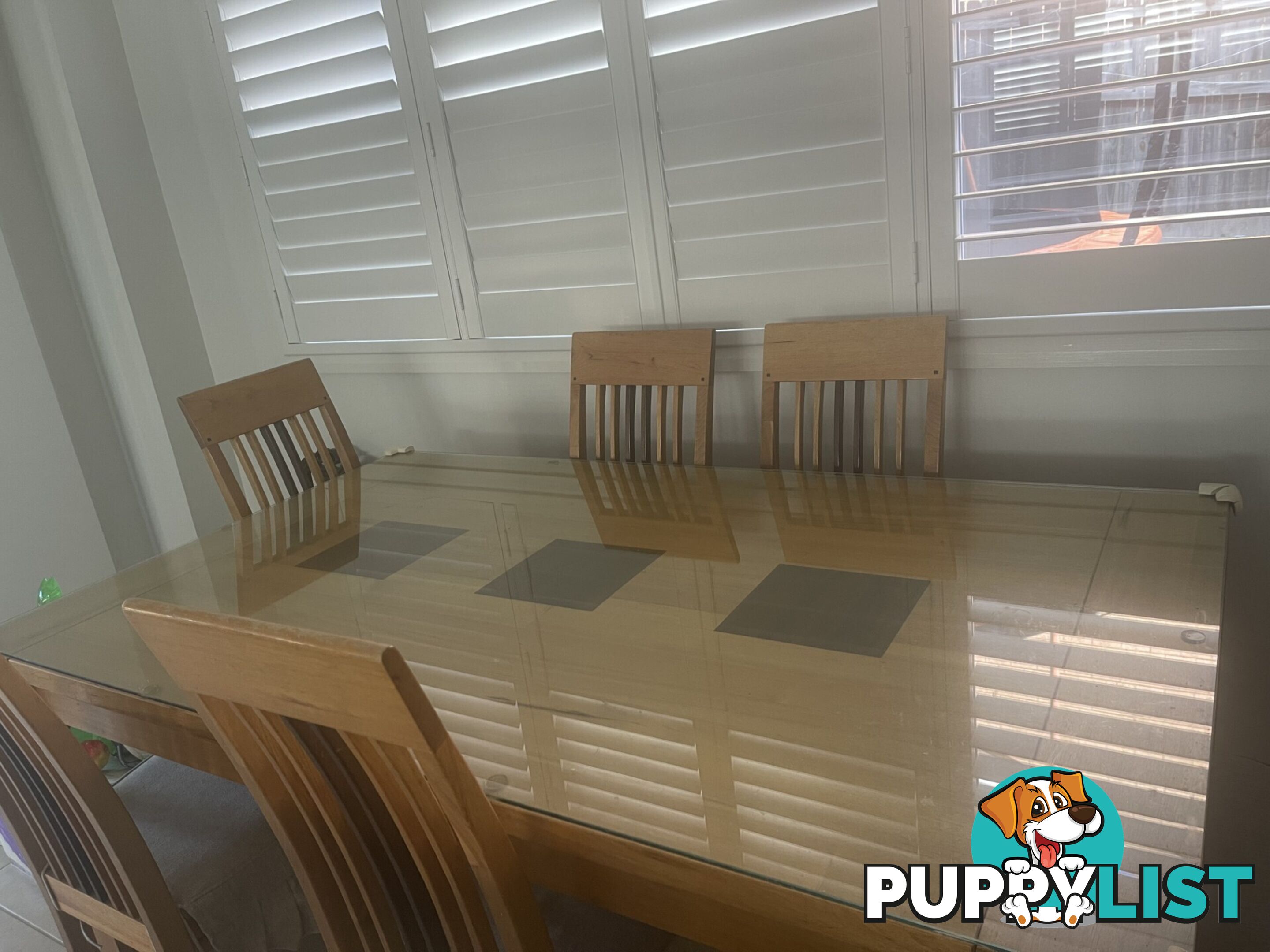 Dining Table and 6 Chairs