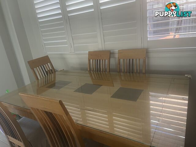 Dining Table and 6 Chairs