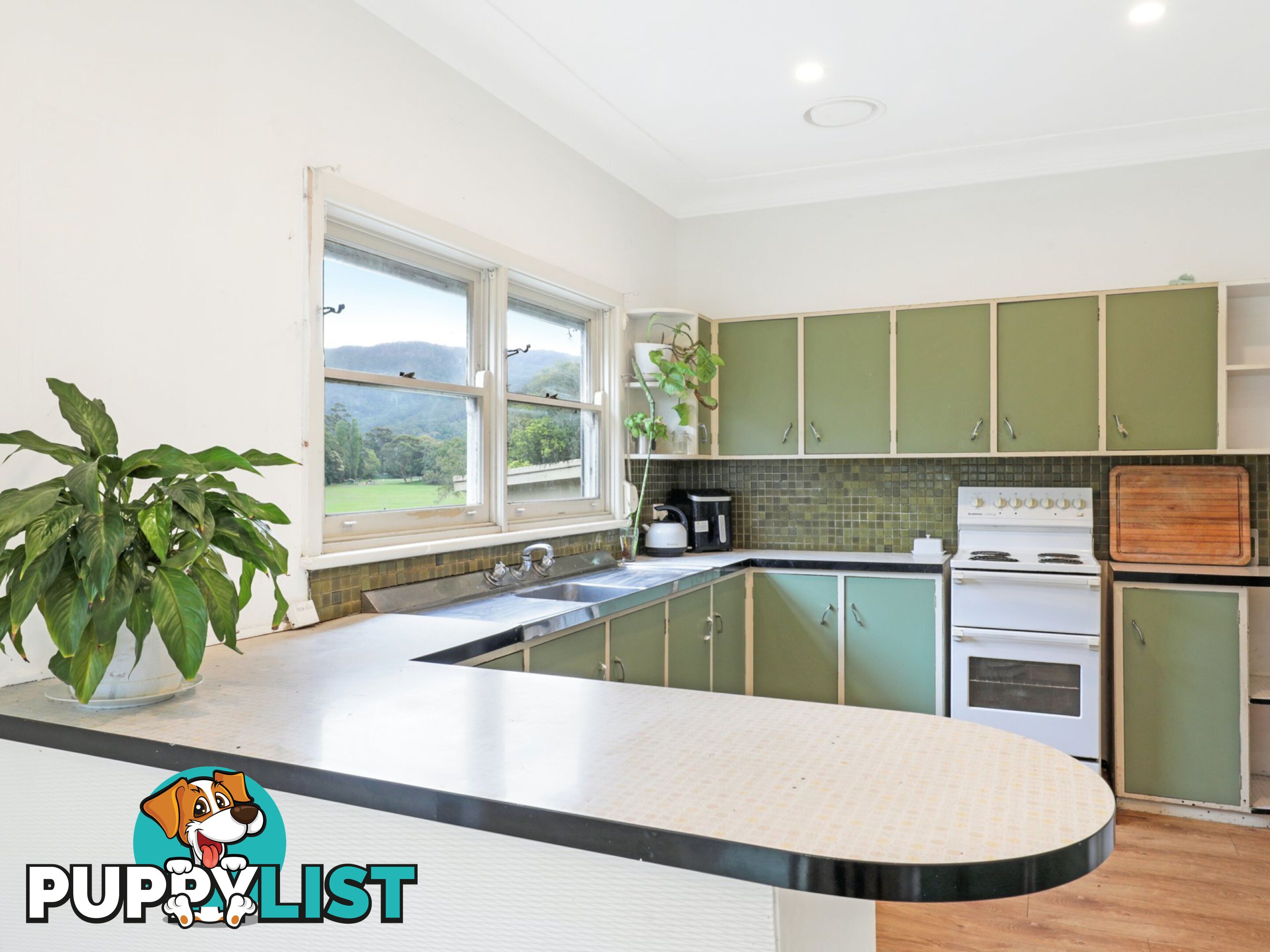 32 Pooraka Ave WEST WOLLONGONG NSW 2500