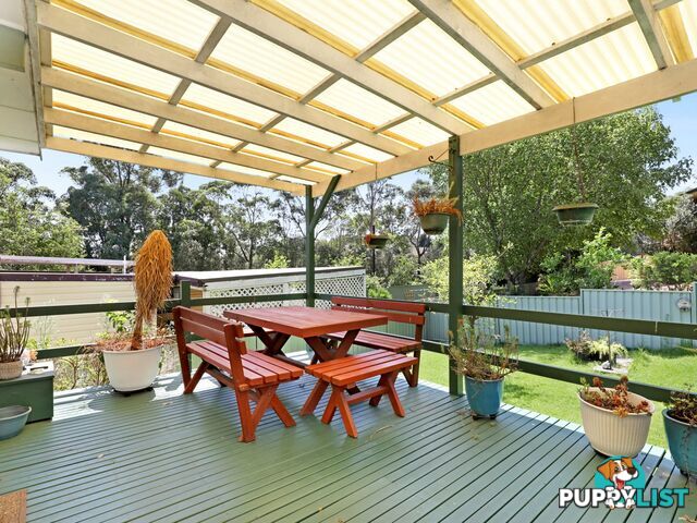 1 Leigh Crescent UNANDERRA NSW 2526