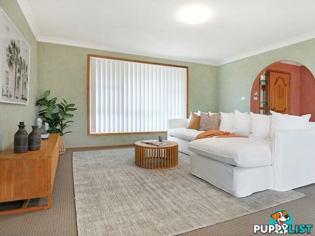 136 Derribong Drive CORDEAUX HEIGHTS NSW 2526
