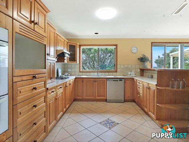 136 Derribong Drive CORDEAUX HEIGHTS NSW 2526