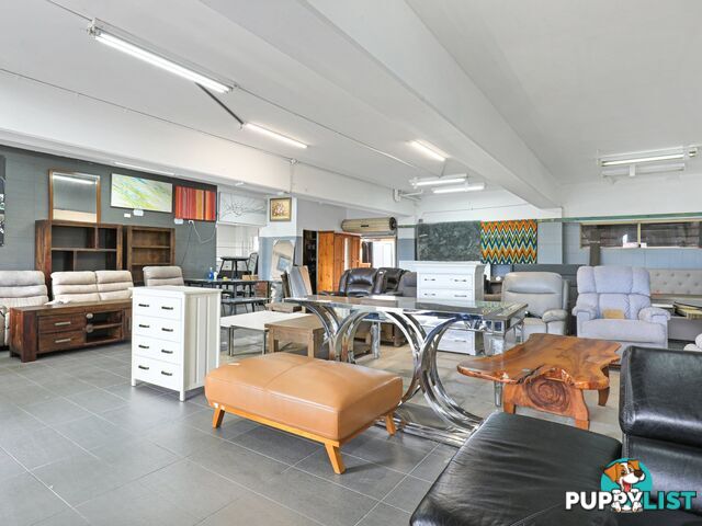 Shop 3/2 Tallegalla Street UNANDERRA NSW 2526