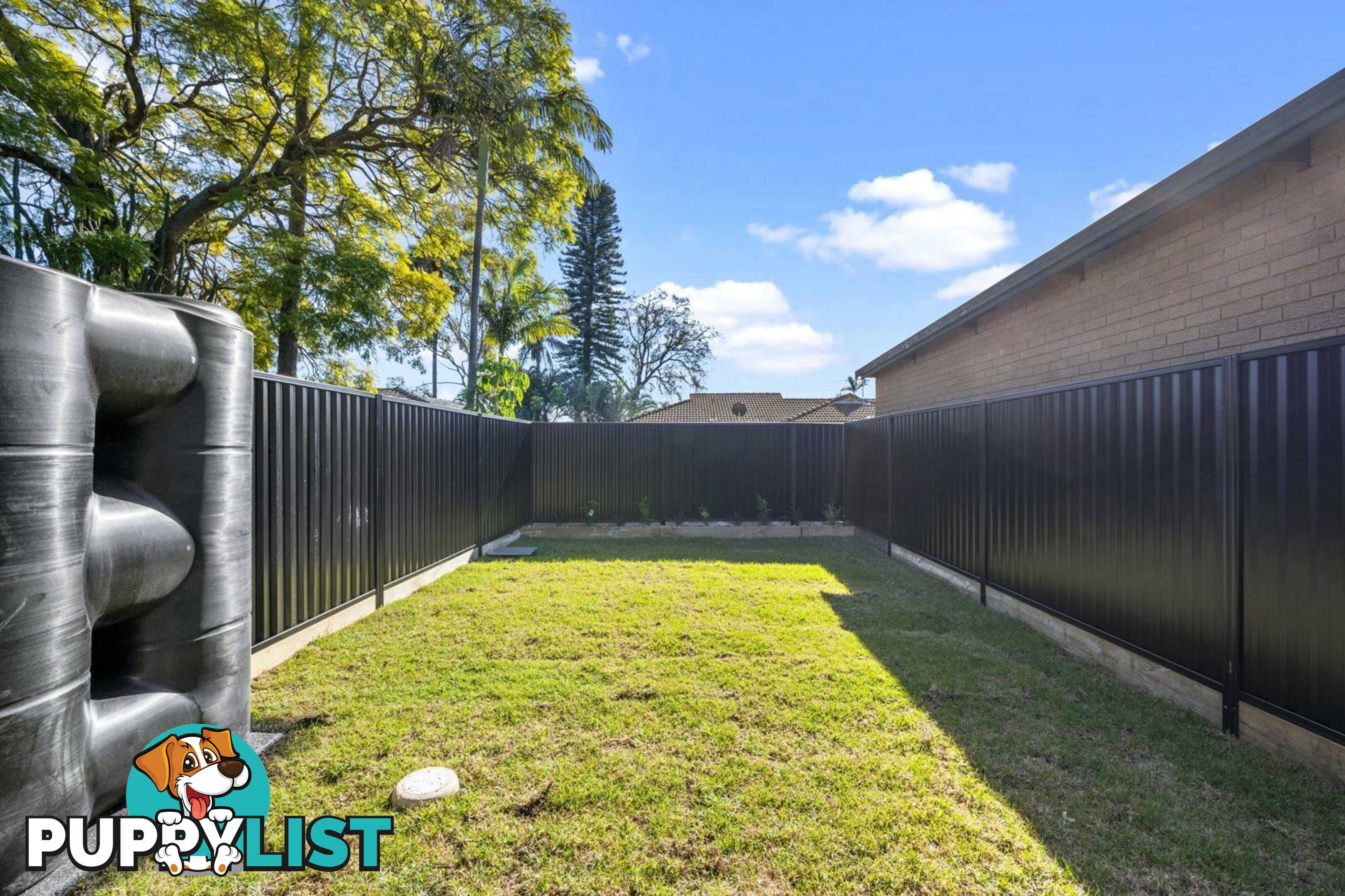 2/32 Lucas Avenue MOOREBANK NSW 2170