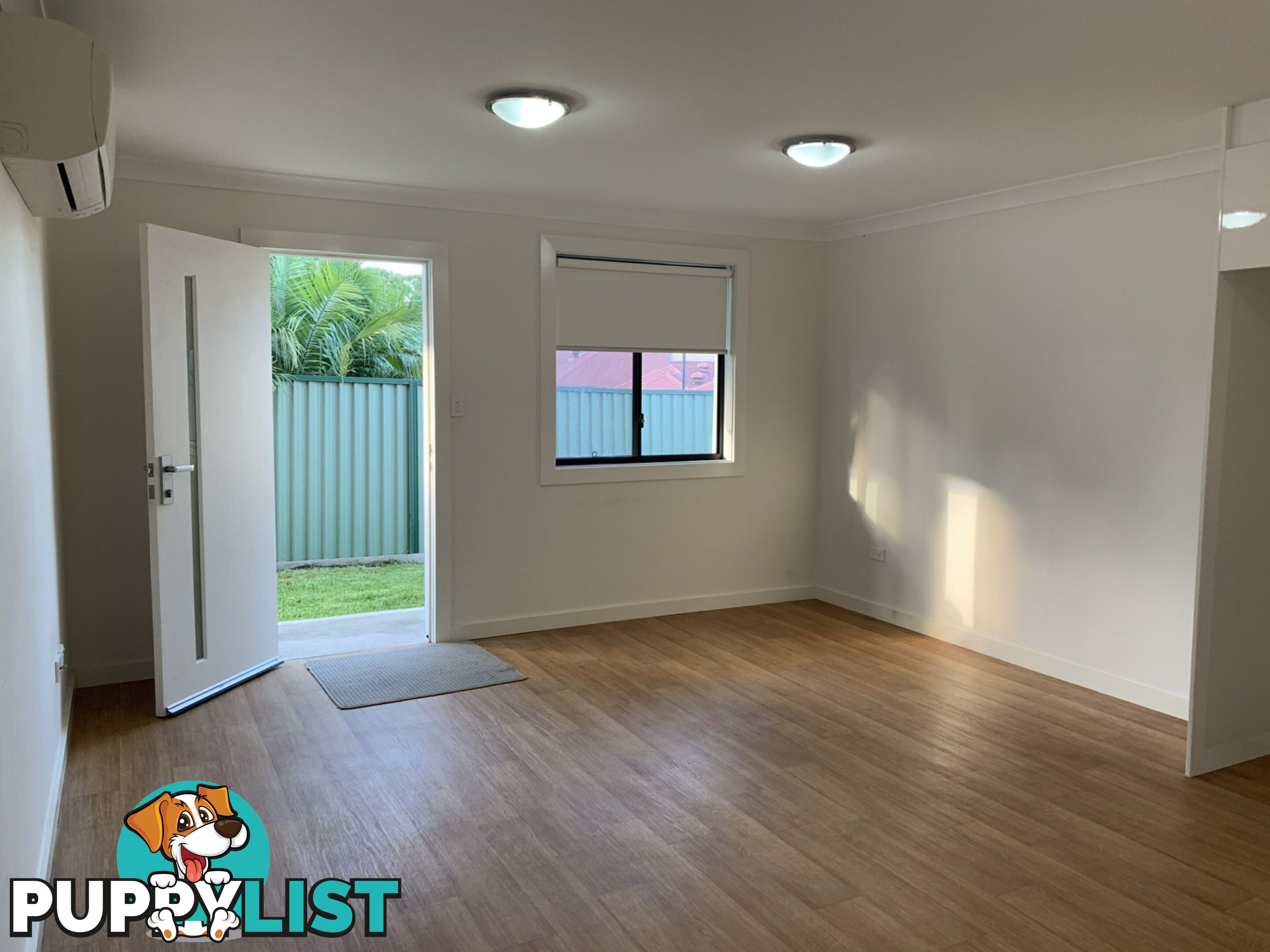 1/9 Wright Close GEORGES HALL NSW 2198