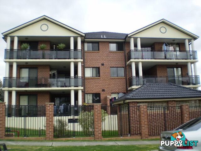 Unit 18/14-16 White Avenue BANKSTOWN NSW 2200