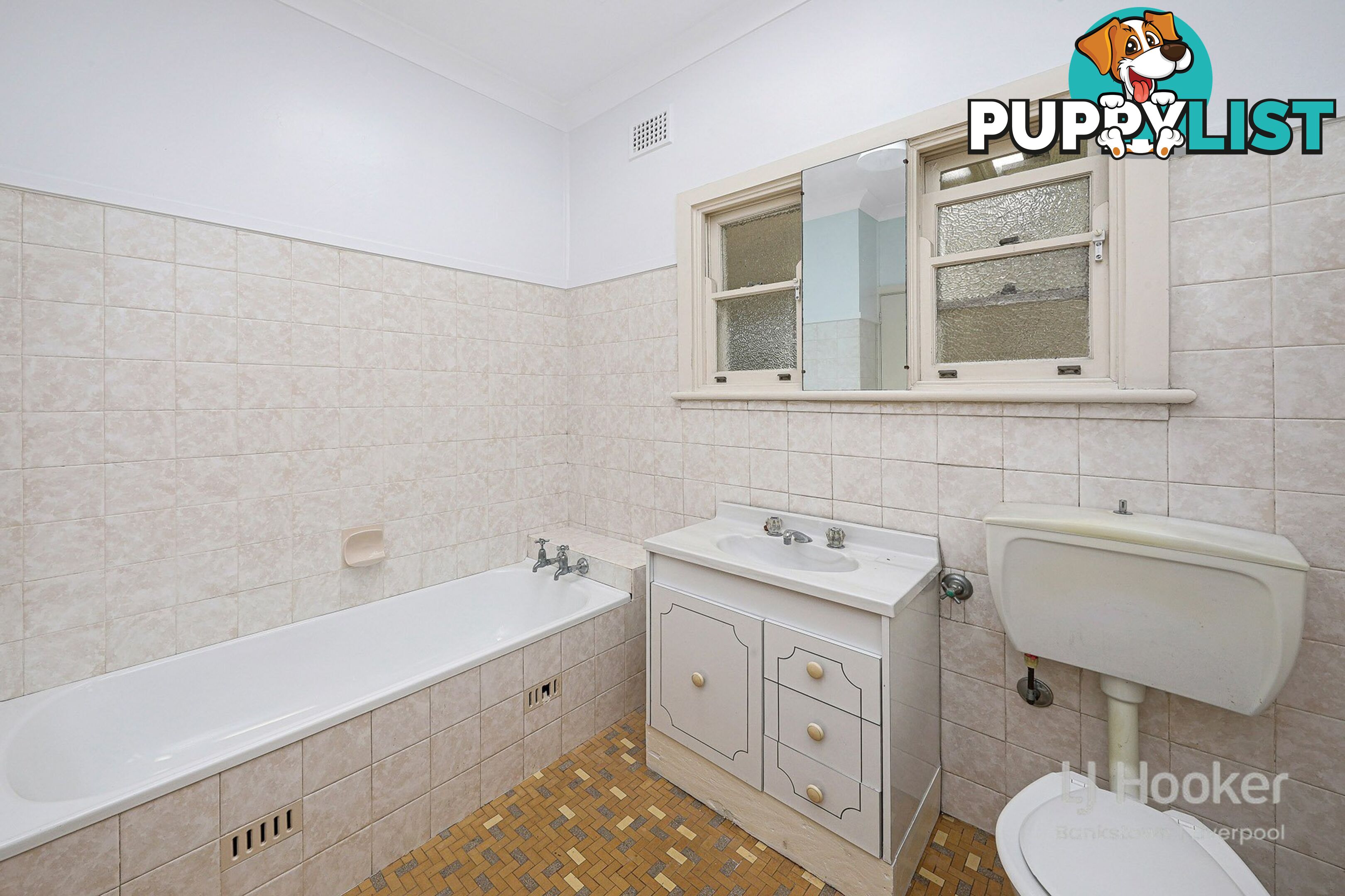 90 wilbur st GREENACRE NSW 2190