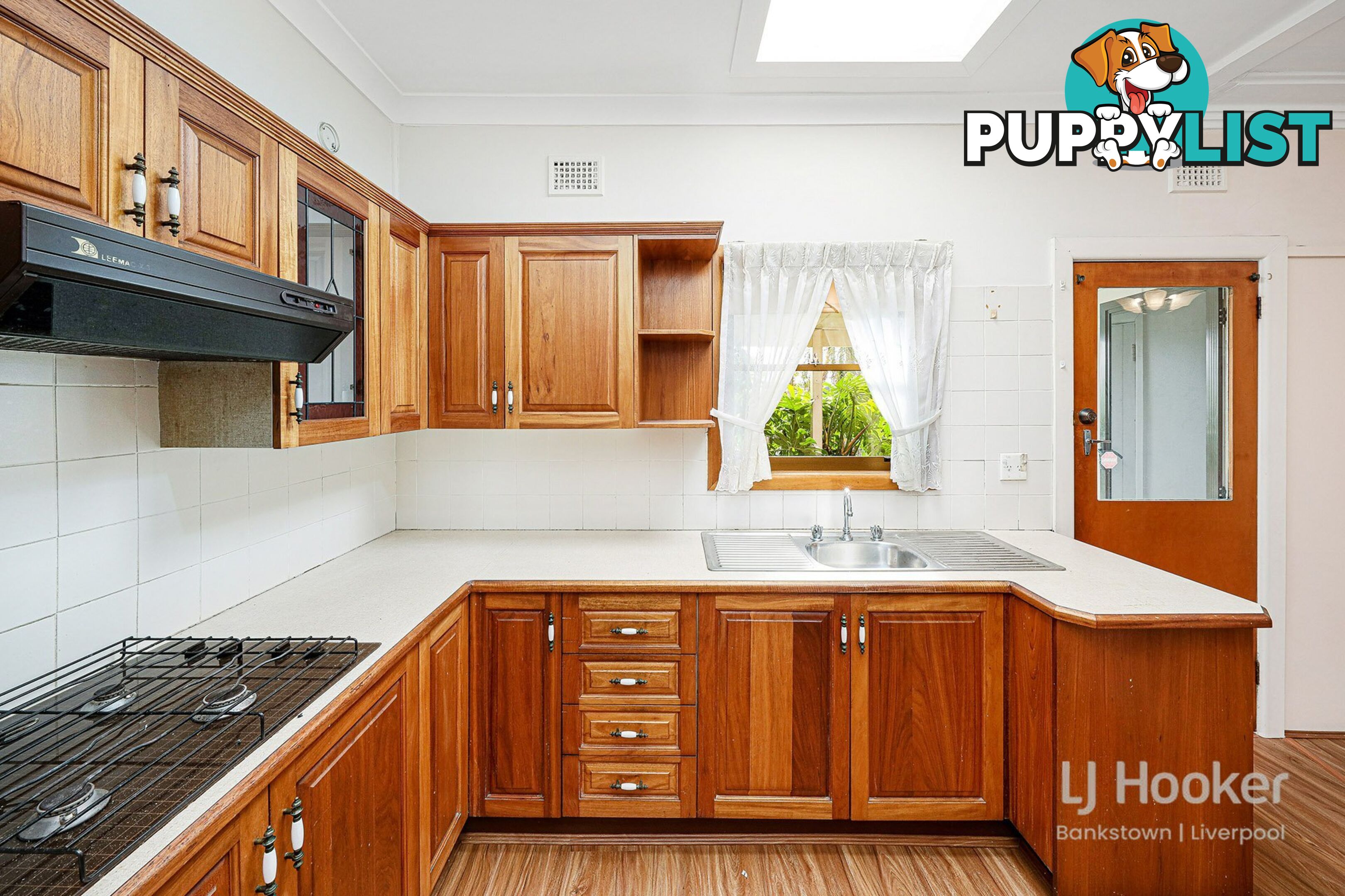 90 wilbur st GREENACRE NSW 2190