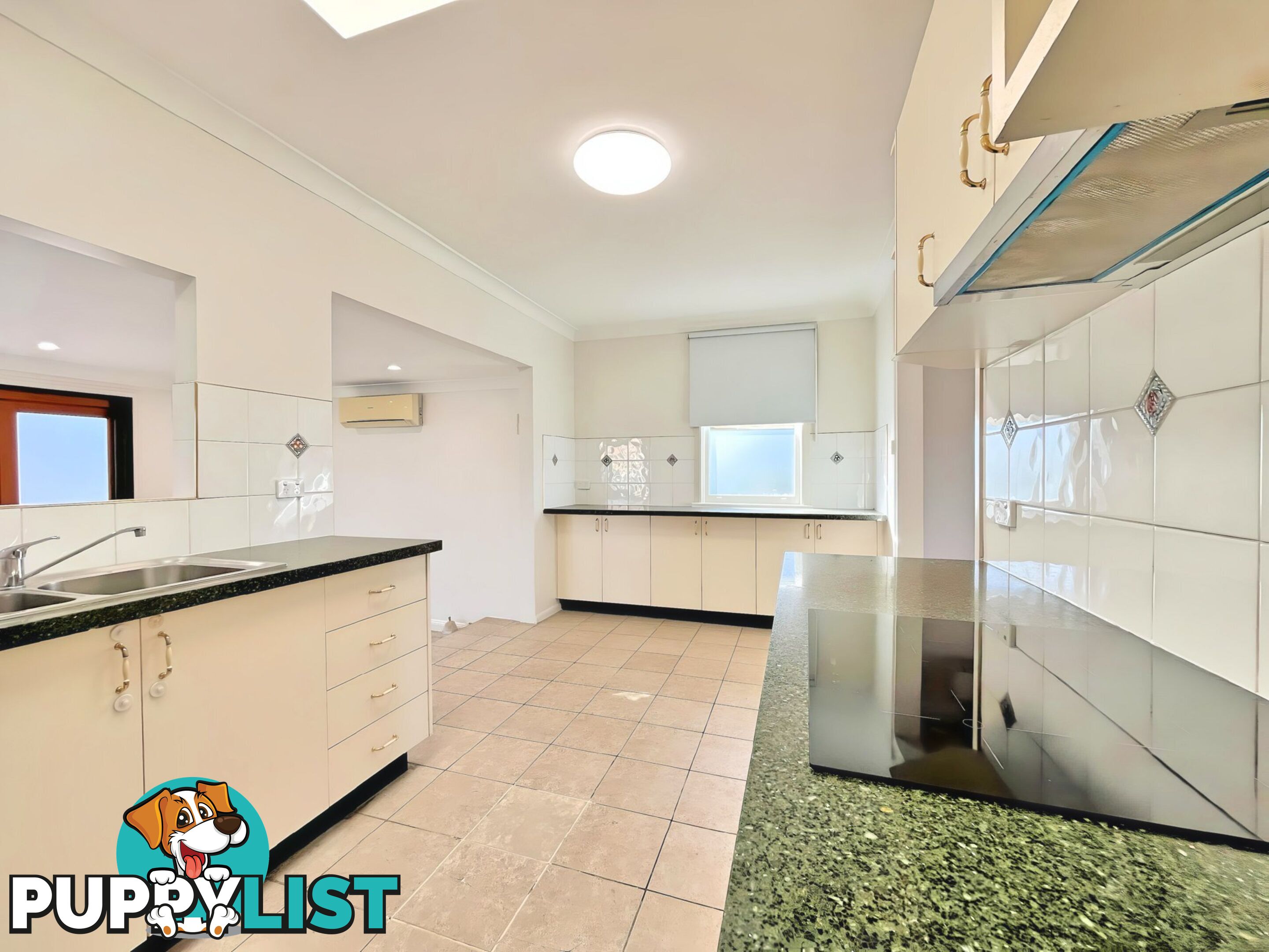 209 Graham Ave LURNEA NSW 2170