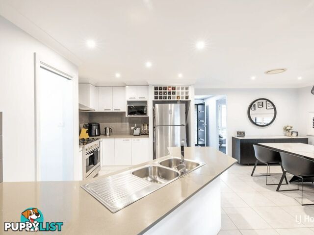 10 Gulson Terrance MOOREBANK NSW 2170