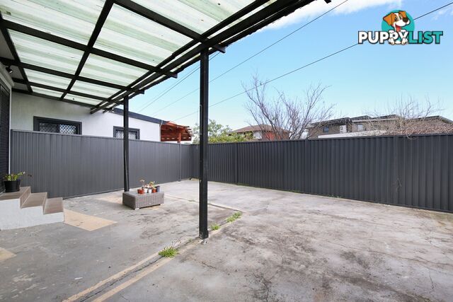 Granny Flat/1 Gowrie Avenue PUNCHBOWL NSW 2196