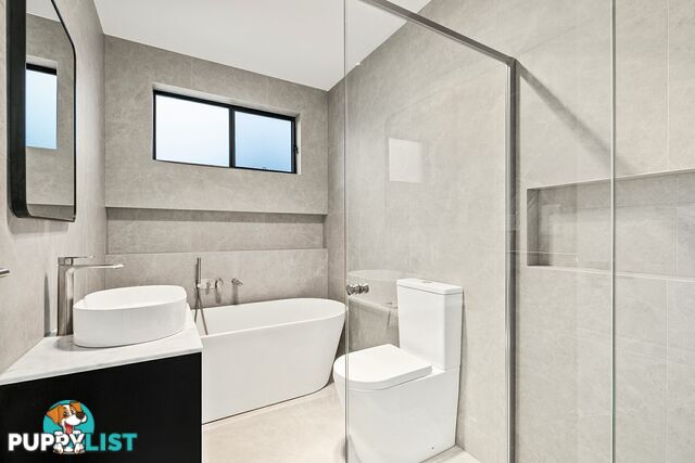 26a Amaroo Avenue GEORGES HALL NSW 2198
