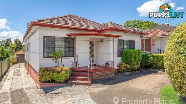 74 Henry Lawson Drive, PEAKHURST NSW 2210
