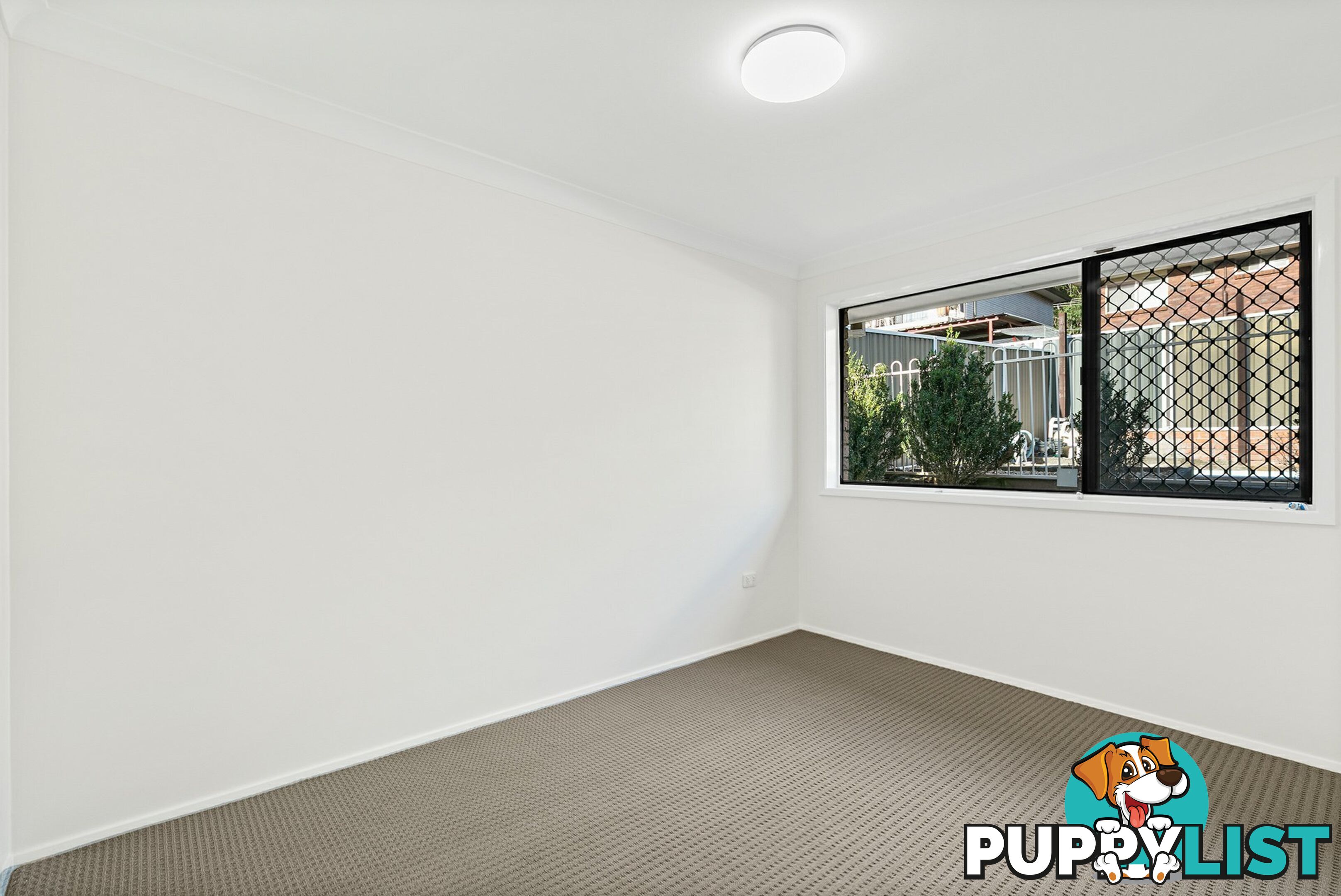 95 Amaroo Ave GEORGES HALL NSW 2198