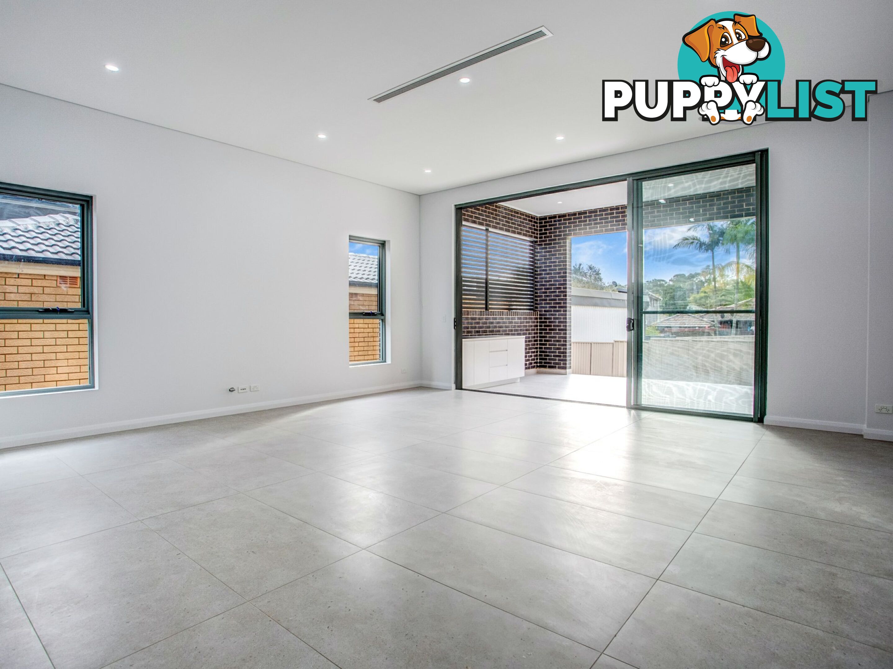 38 Oak Drive GEORGES HALL NSW 2198