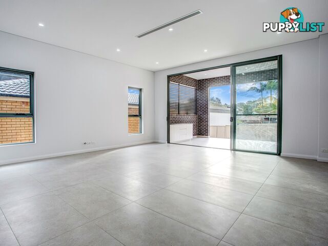 38 Oak Drive GEORGES HALL NSW 2198