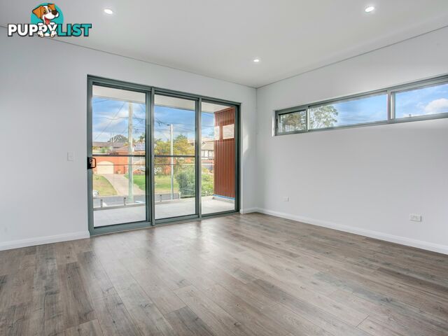 38 Oak Drive GEORGES HALL NSW 2198