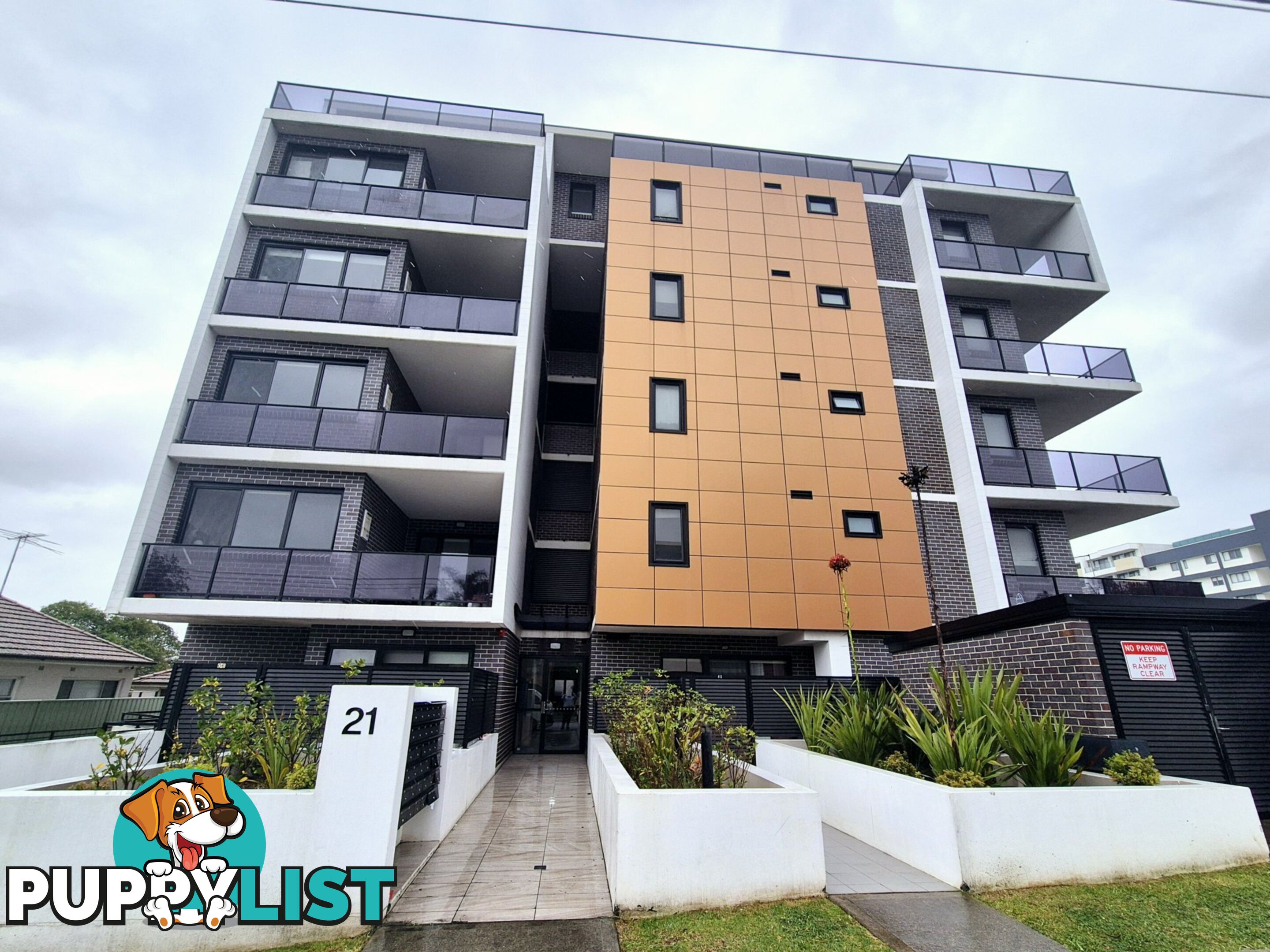 402/21-25 Leonard Street BANKSTOWN NSW 2200