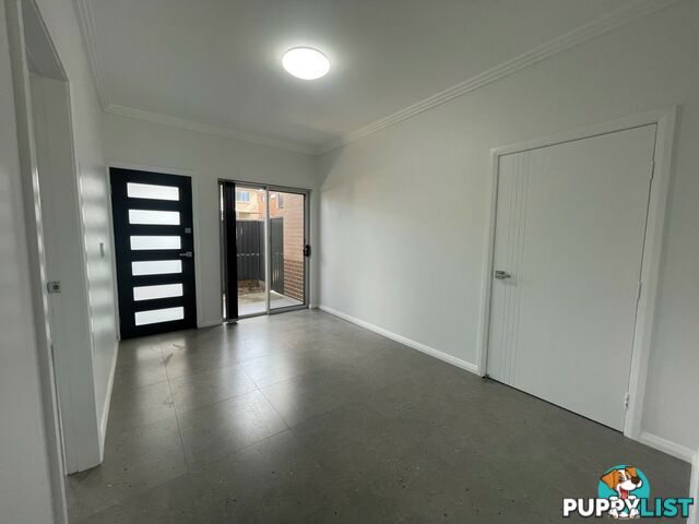 9/30-32 Third Avenue MACQUARIE FIELDS NSW 2564