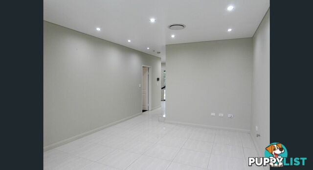 12 Little Road BANKSTOWN NSW 2200