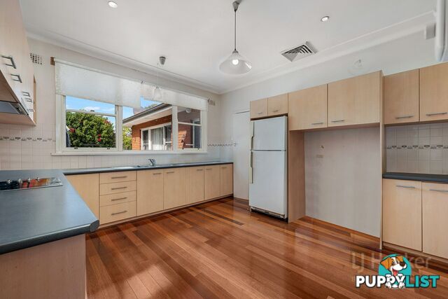 32 Greenway Pde REVESBY NSW 2212