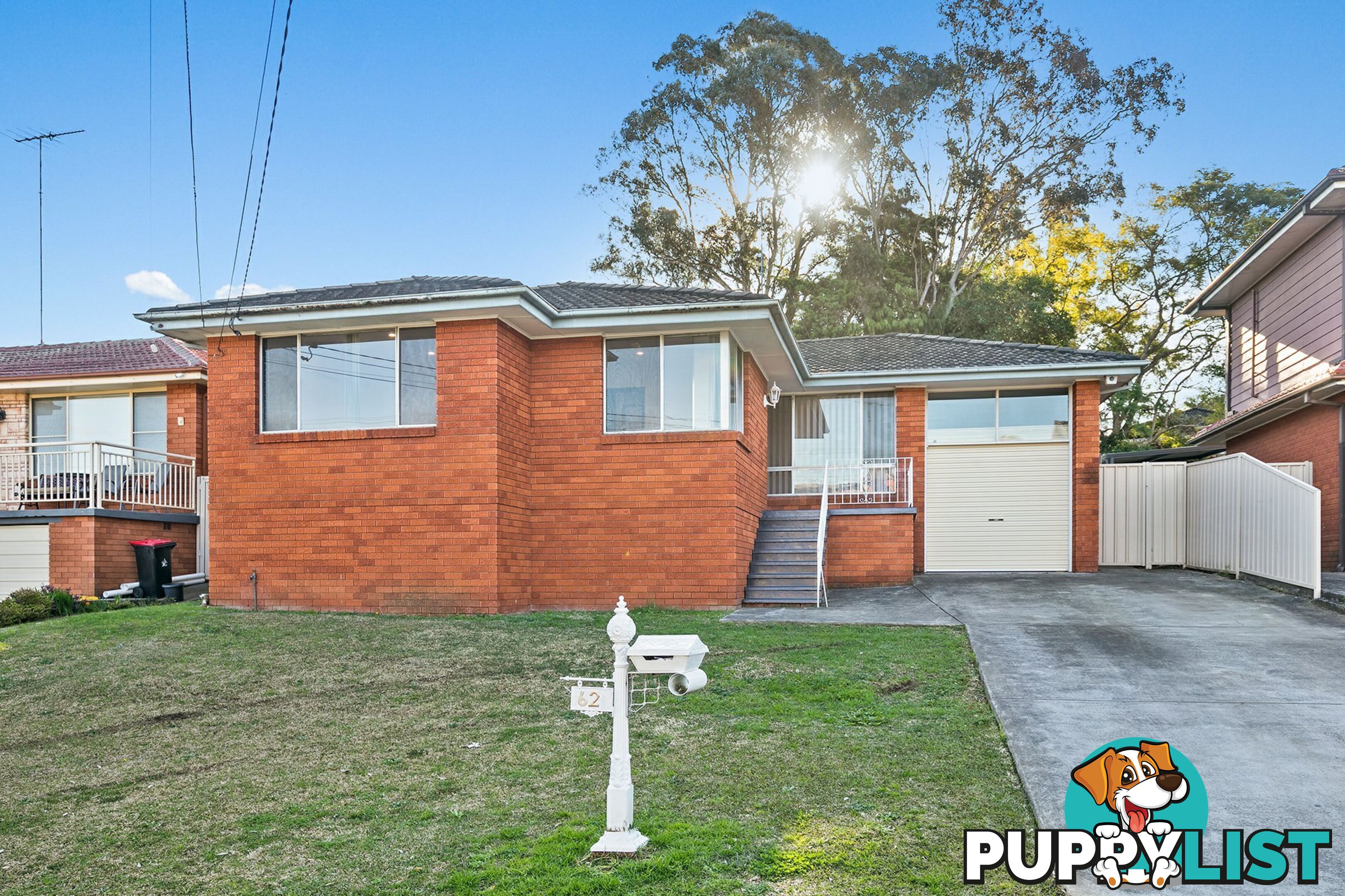 62 Caroline Crescent GEORGES HALL NSW 2198