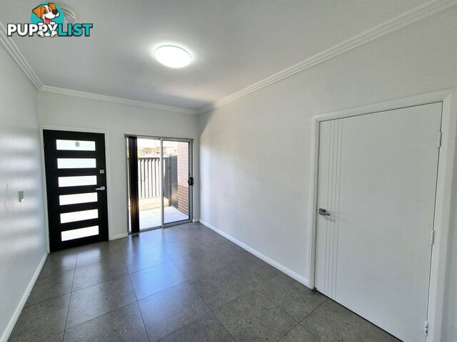 8/30-32 Third Avenue MACQUARIE FIELDS NSW 2564