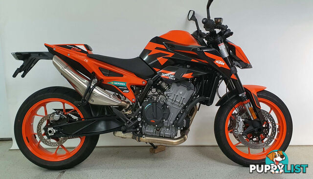 2022 KTM Duke GP