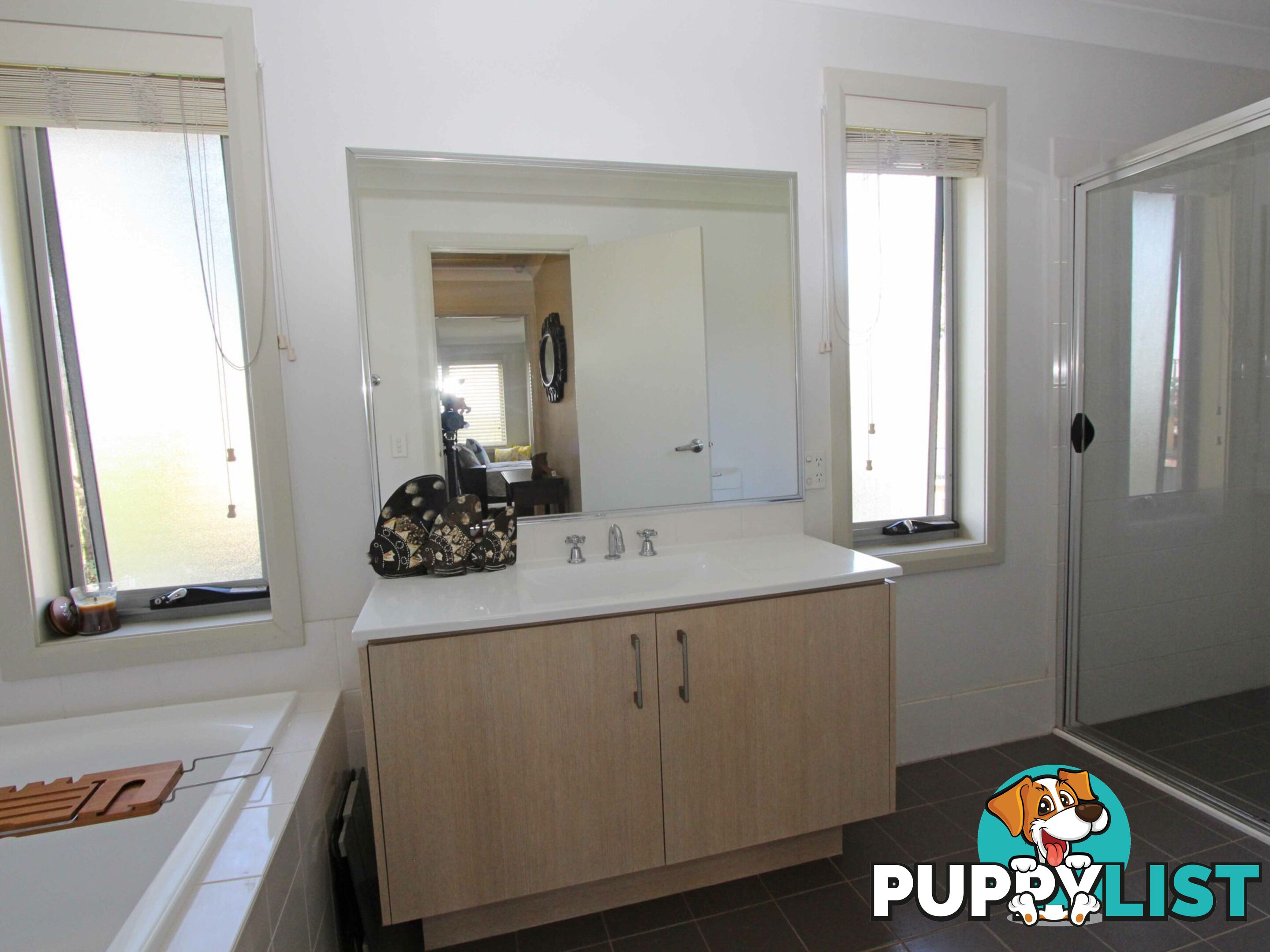 26 Northampton Drive GLENFIELD NSW 2167