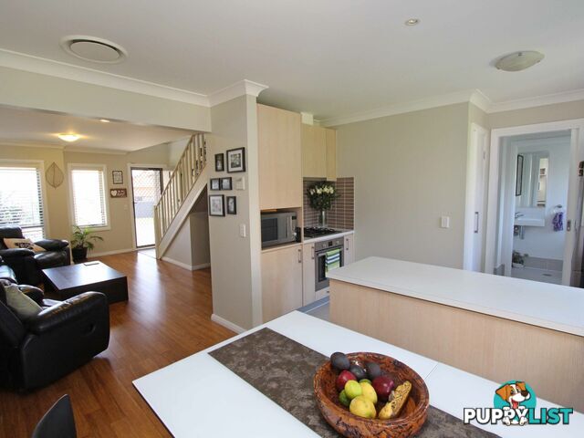 26 Northampton Drive GLENFIELD NSW 2167
