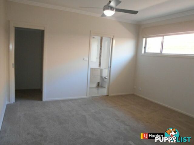 8 Lancaster Street GREGORY HILLS NSW 2557