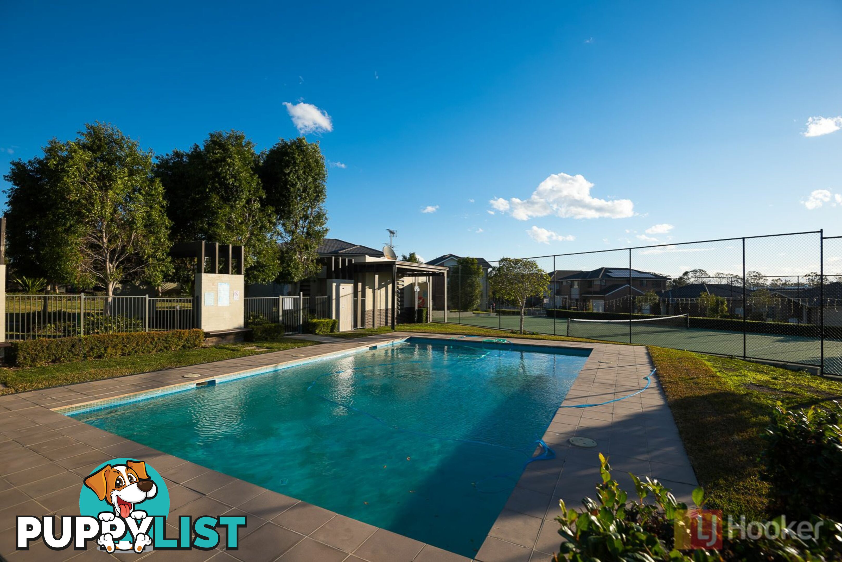 4 Sovereign Circuit GLENFIELD NSW 2167