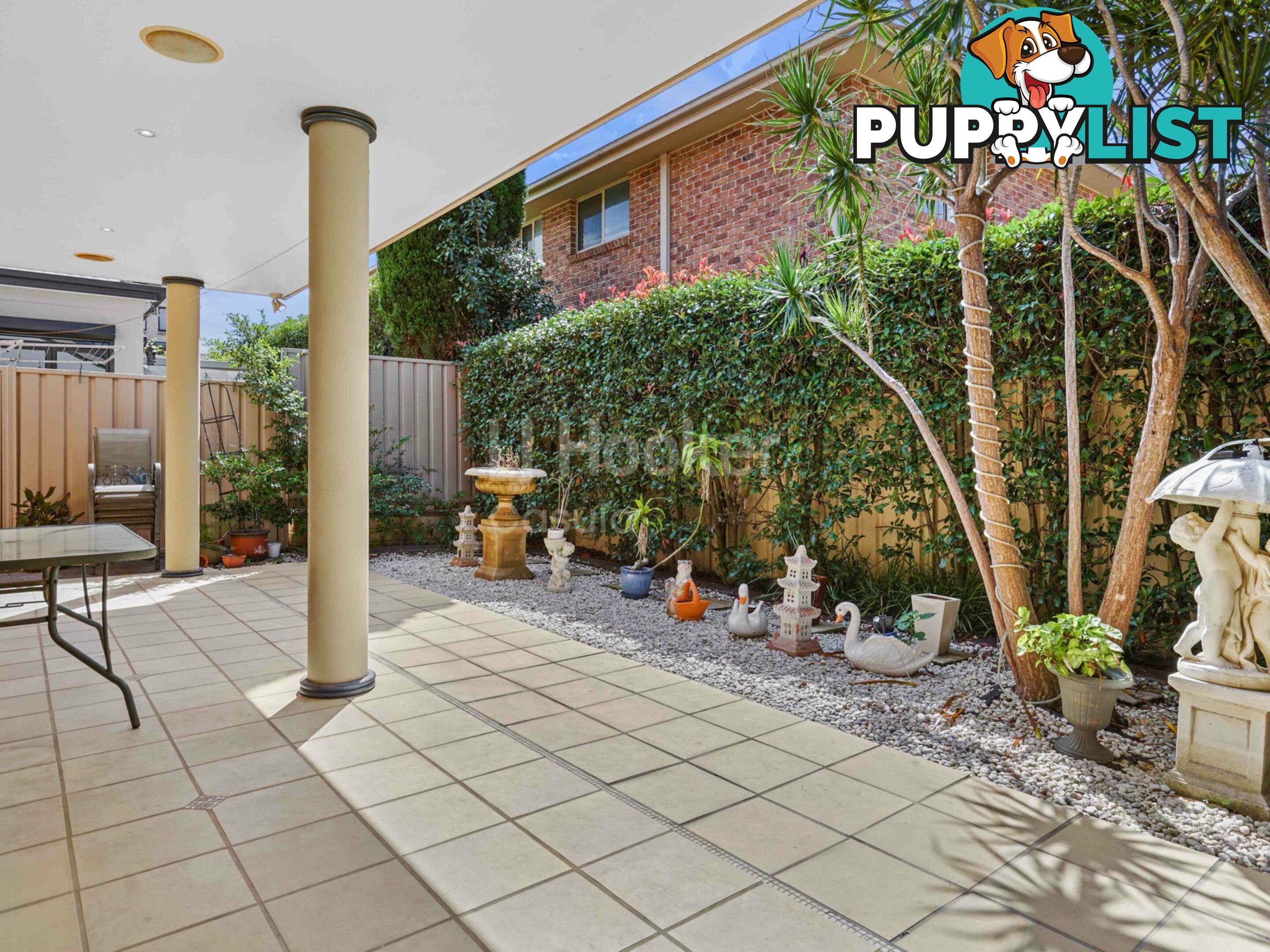 8B Streeton Place CASULA NSW 2170