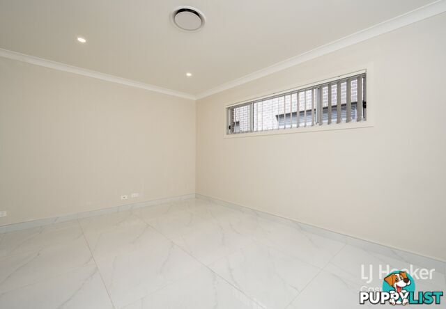 37 Willowdale Drive DENHAM COURT NSW 2565