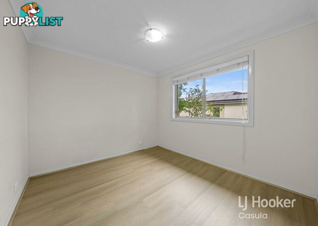 31 Northampton Drive GLENFIELD NSW 2167