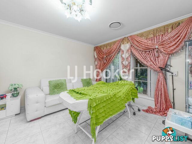 22 Wainewright Avenue WEST HOXTON NSW 2171